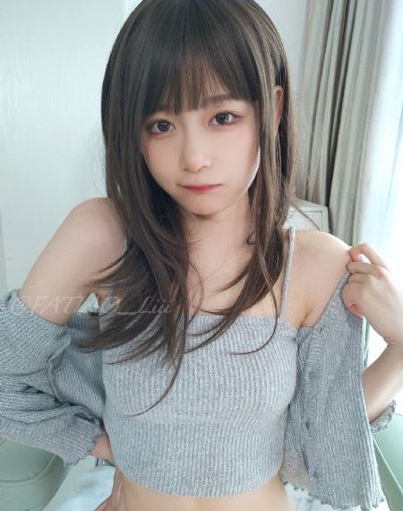 免费11一14萝裸体自慰_粤语中字在线观看