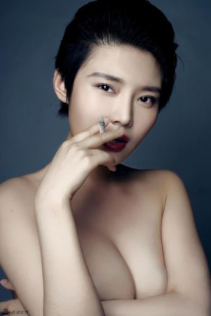 日本三级人妇在线_BD高清完整电影