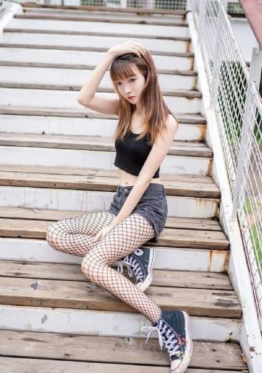 日本午夜精品理论片_完整版电影在线观看